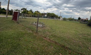 VENTA/PERMUTA lote 600 m2. Las Acequias, Roldan