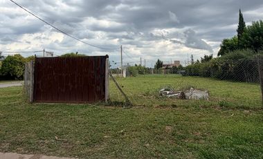 VENTA/PERMUTA lote 600 m2. Las Acequias, Roldan