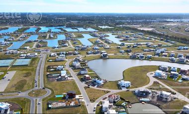 Lote a la venta en Magallanes orientación Noroeste, Hudson Berazategui