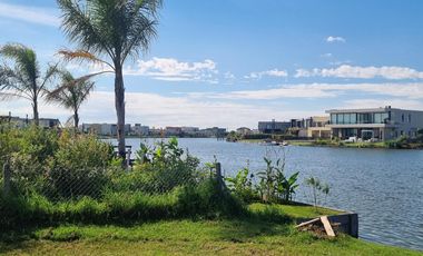 VENTA, LOTE A LAGUNA, PUEBLOS DEL PLATA, ELCANO al 200
