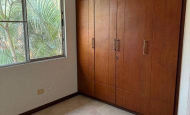 Linda Casa en condominio El Castillo Jamundi