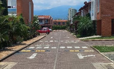 Venta De Casa En Condominio En Alfaguara, Jamundí