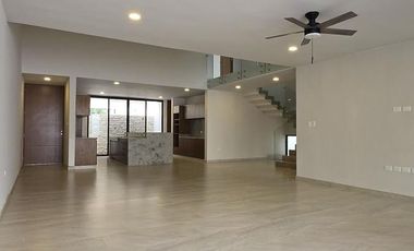 CASA EN VENTA, 4 RECAMARAS, PRIVADA NORTEMERIDA, ENTREGA MARZO 2024