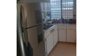 VENTA DE CASA EN VILLA LUCRE CON 2 PARKING Y TERRAZA