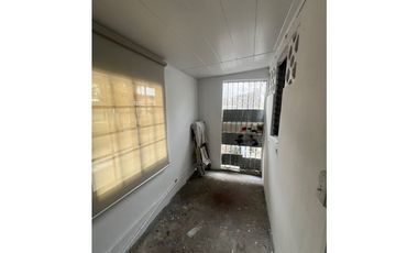 VENTA DE CASA EN CHANIS CON TERRAZA 247MT2 AS