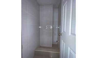 Local en planta baja en Santa Maria Business District alquiler o venta