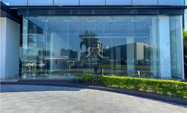 Local en planta baja en Santa Maria Business District alquiler o venta