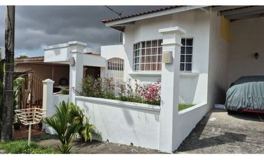 Alquiler de casa en San Antonio Calle Cerrada linea blanca