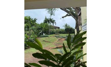 ALQUILER DE CASA EN CLAYTON 5 RECAMARAS