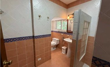 ALQUILER DE CASA EN CLAYTON 5 RECAMARAS