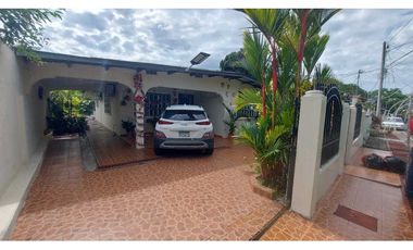 VENTA CASA EN PENONOMÉ, OPORTUNIDAD,EXCELENTE UBICACION PARA INVERTIR