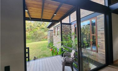 Casa para Arriendo en El Retiro