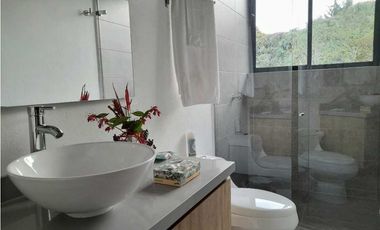 Alquiler Casa Finca vía La Ceja  La union 8824950 DL