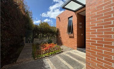 Vendo hermosa casa en macadamia