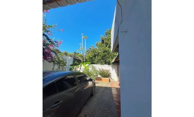 SE ARRIENDA CASA BARRIO LOS CACIQUES USO COMERCIAL