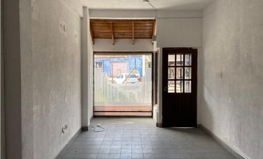 Local en VENTA, Olavarría al 900, Ituzaingó.