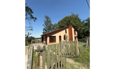 VENTA / CHALET 3 AMBIENTES / SIERRA DE LOS PADRES