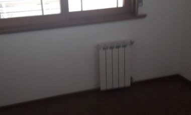 Triplex en alquiler en Parque Johnston