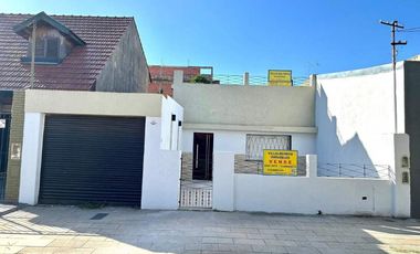 Casa en venta en Lanus Oeste