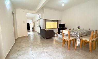 Casa en venta en Lanus Oeste