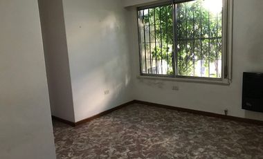 Departamento Tipo Casa en venta en Banfield Oeste