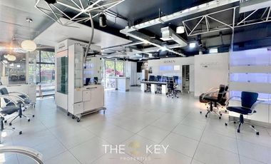 Local Comercial en Arriendo en Andrés Bello - Los leones