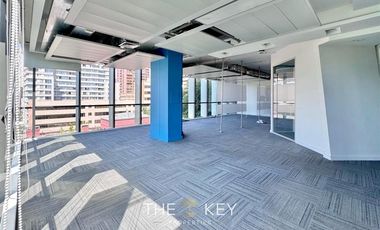 Oficina en Arriendo en Andrés Bello - Suecia