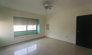 Alquiler de casa esquinera en Vía a la Costa, urbanización Portofino, GabR