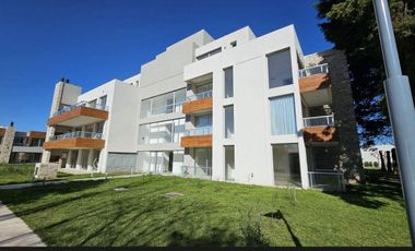 VENTA DE DEPTO 2 AMB . CANNING