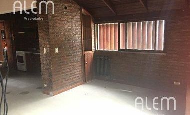 Casa de 2 dormitorios - Lomas De Zamora