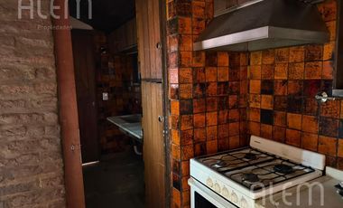 Casa de 2 dormitorios - Lomas De Zamora