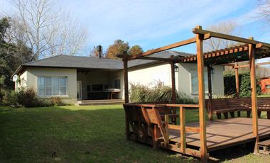 Venta casa barrio cerrado country náutico Isla Santa Mónica, Delta
