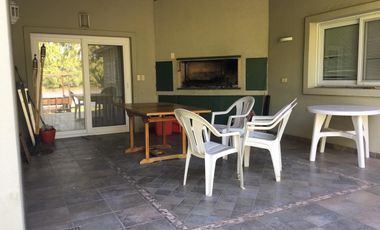 Venta casa barrio cerrado country náutico Isla Santa Mónica, Delta