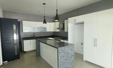 Casa en Renta La Isla Lomas de Angelopolis