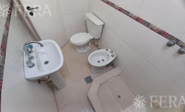 Alquiler de PH 3 ambientes con patio en Sarandi