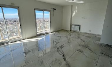 4 ambientes - 3 baños - 114 m2 - Piscina - Grupo electrogeno - 2 cocheras - Venta - A estrenar