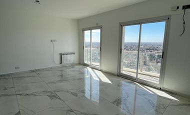 4 ambientes - 3 baños - 114 m2 - Piscina - Grupo electrogeno - 2 cocheras - Venta - A estrenar