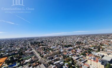 4 ambientes - 3 baños - 114 m2 - Piscina - Grupo electrogeno - 2 cocheras - Venta - A estrenar