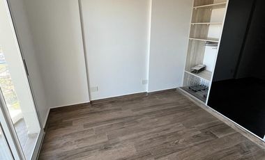 4 ambientes - 3 baños - 114 m2 - Piscina - Grupo electrogeno - 2 cocheras - Venta - A estrenar