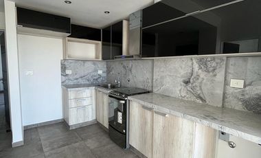 4 ambientes - 3 baños - 114 m2 - Piscina - Grupo electrogeno - 2 cocheras - Venta - A estrenar