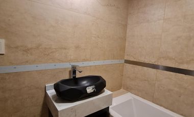 4 ambientes - 3 baños - 114 m2 - Piscina - Grupo electrogeno - 2 cocheras - Venta - A estrenar