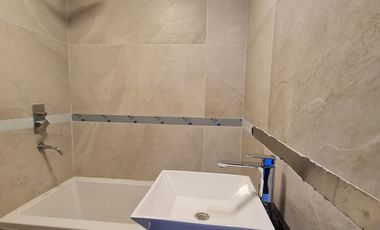 4 ambientes - 3 baños - 114 m2 - Piscina - Grupo electrogeno - 2 cocheras - Venta - A estrenar