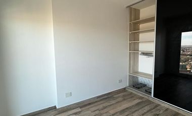 4 ambientes - 3 baños - 114 m2 - Piscina - Grupo electrogeno - 2 cocheras - Venta - A estrenar