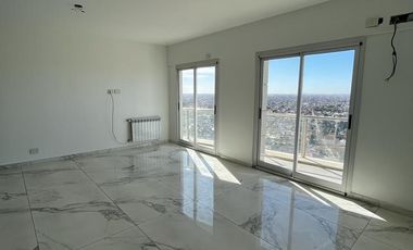 4 ambientes - 3 baños - 114 m2 - Piscina - Grupo electrogeno - 2 cocheras - Venta - A estrenar