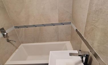 4 ambientes - 3 baños - 114 m2 - Piscina - Grupo electrogeno - 2 cocheras - Venta - A estrenar