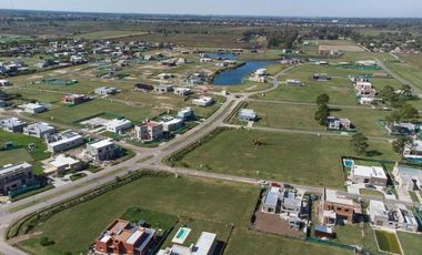 Casa en Venta - 4 AMB en El Ensueño, Ing. Maschwitz