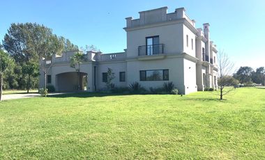 CASA EN ALQUILER EN ESTANCIA VILLA MARIA!!