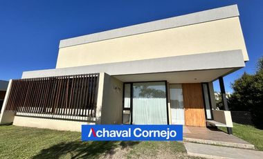 Casa de 3 dormitorios más escritorio a estrenar en barrio Vistas - Puertos