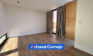 Casa de 3 dormitorios más escritorio a estrenar en barrio Vistas - Puertos