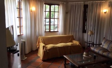 CASA EN VENTA, EN EL CLUB DE CAMPO 